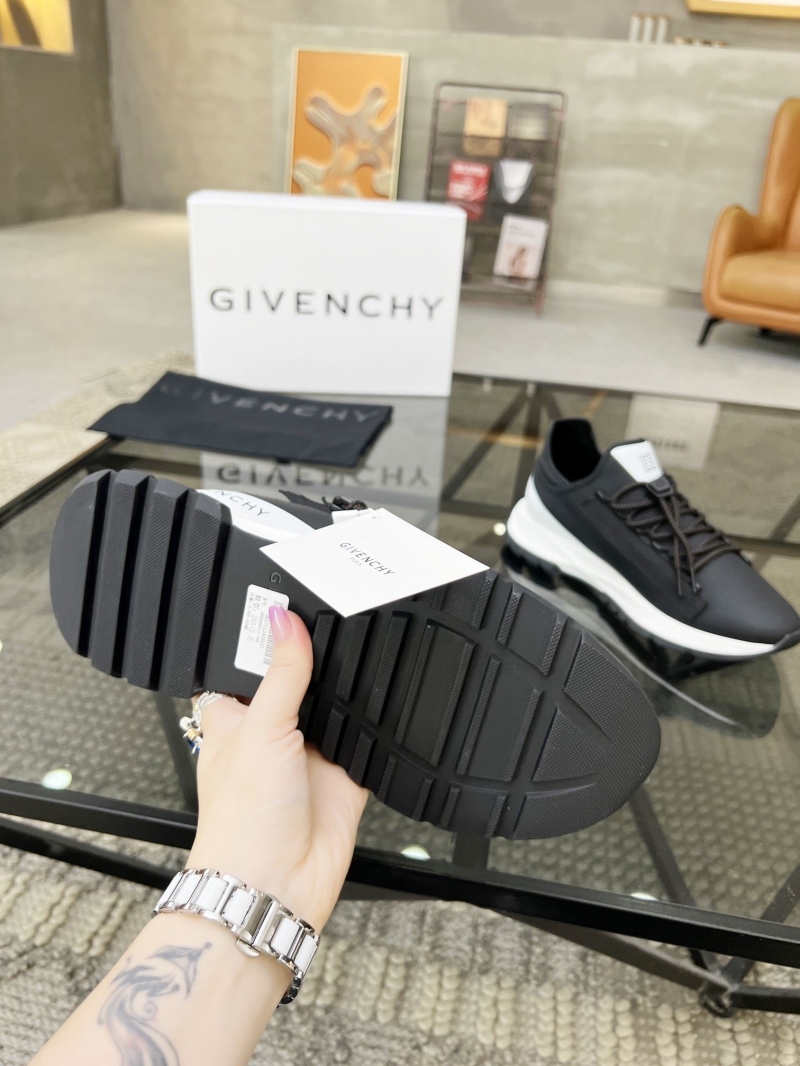 Givenchy Sneakers